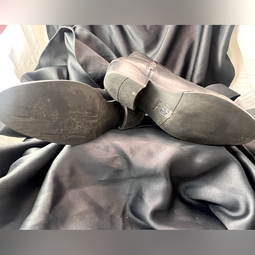 Coach DANI LTR ANKLE Boots light wear.. with original box. - Picture 3 of 5
